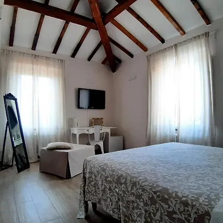 Vistalago Versilia Bed & Breakfast Massarosa