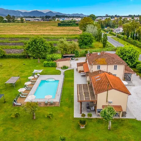 Vistalago Versilia Frühstückspension Massarosa