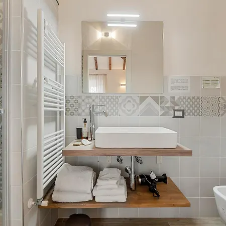 Vistalago Versilia Frühstückspension