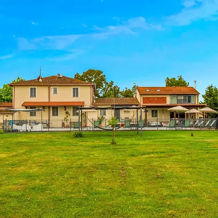 Vistalago Versilia 4*