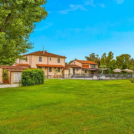 Frühstückspension Vistalago Versilia Massarosa